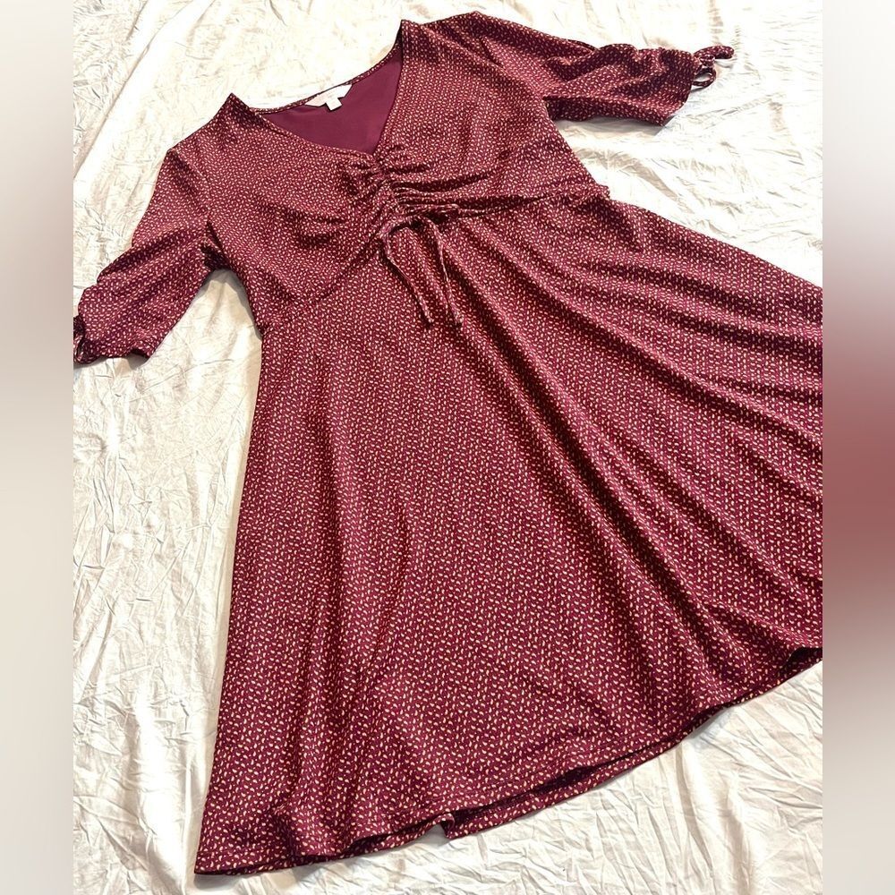 Lauren Conrad Women’s Maroon Midi Dress with Knot Sleeve Size Medium - Picture 4 of 16